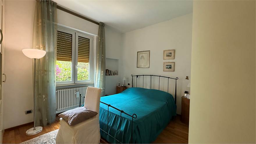 CAMERA 1